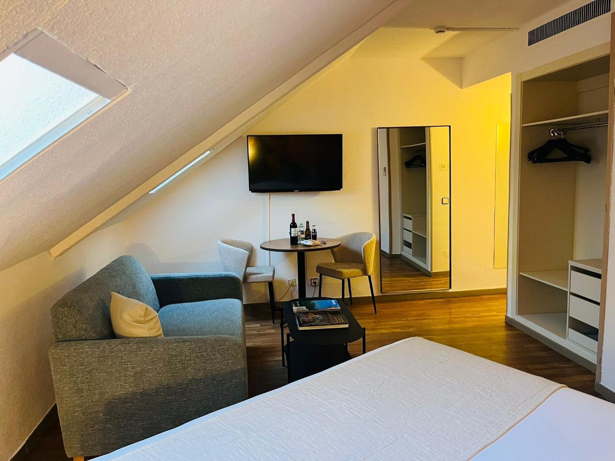 Aparthoteltribunal Madryt Zewnętrze zdjęcie